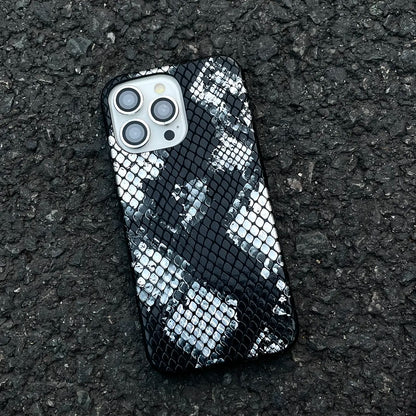 Light Luxury iPhone Case（Magnetic attraction）