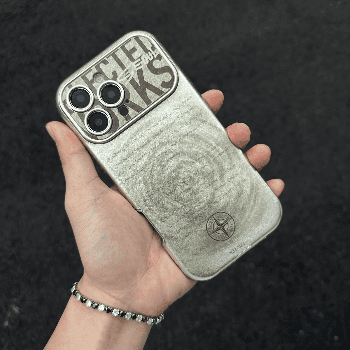Étui iPhone givré